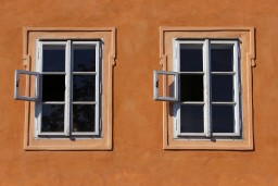 Zwei Fenster